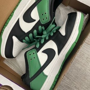 Green & Black NIKE SB DUNK LOW PRO